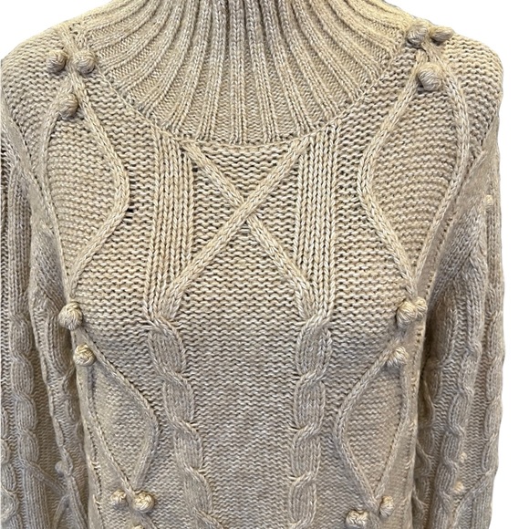 Cupcakes & Cashmere Sweater - Picture 12 of 12